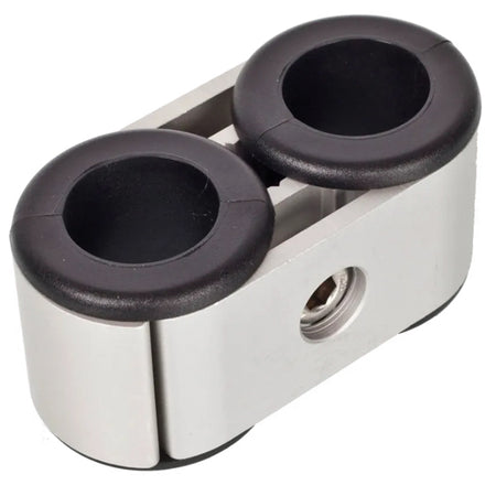 NOA dobbelt fitting monteret på bådudstyr