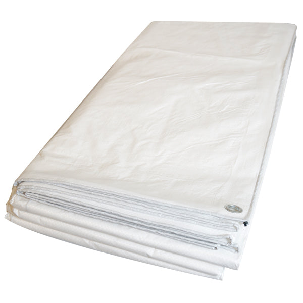 SeaTec presenning set fra siden, klar til brug på båden