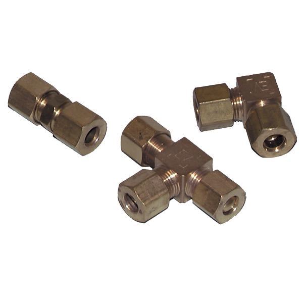 IGT messing fitting til 8mm rør, monteret på gasanlæg.