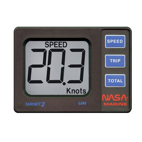 Nasa Target log instrument set op på båden med tydelig visning af hastighed.