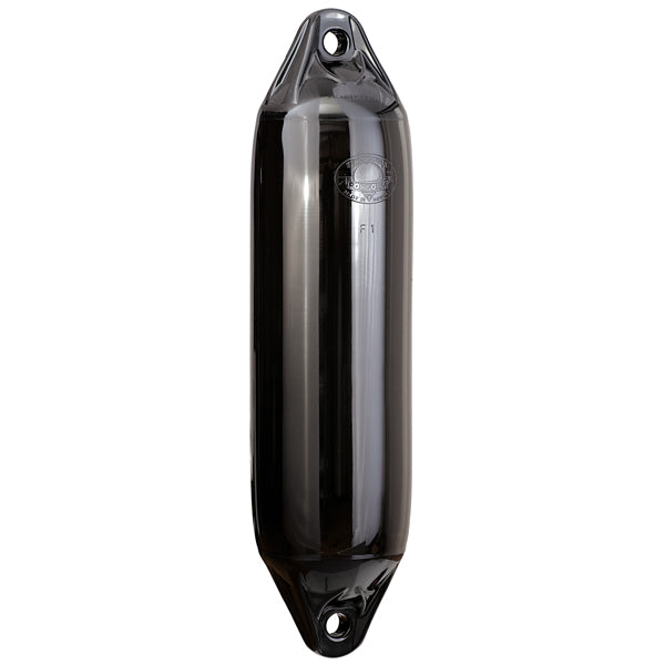 Sidebillede af Polyform fender, monteret på en båd.