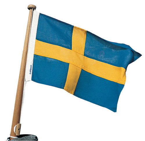 Adela bådflag i bomuld med Sveriges flagdesign, måler 50x31 cm.