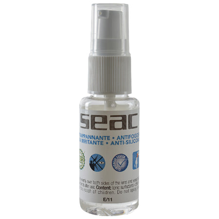 Seac Anti dug Bio gel i 30 ml flaske, placeret på en båd.