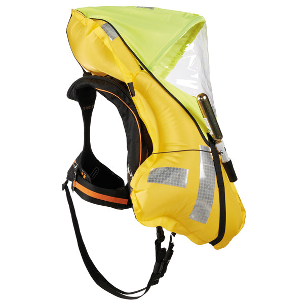 Crewsaver Ergofit 290N harness i brug på båd, set bagfra