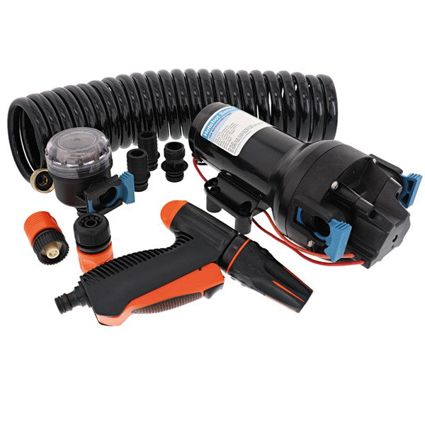 Jabsco spulepumpe sæt HOTSHOT HD6 set fra siden, monteret på båd