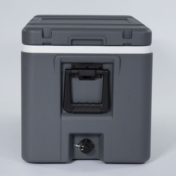 Icemaster Pro 120L med drikkevarer indeni