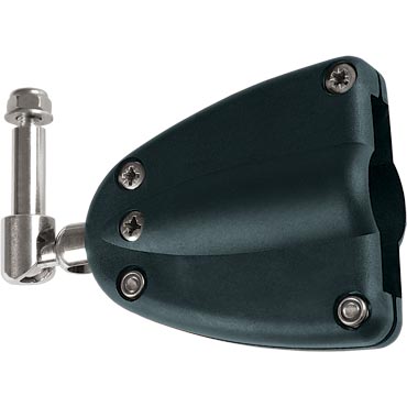Ronstan Batten receptacle link Serie 8 22 set fra siden med fokus på detaljerne.