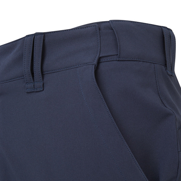 Gill UV024 UV Pro shorts i brug under sejlads