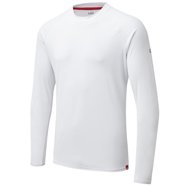 Gill UV011 Men's UV Tec T-Shirt i hvid, set forfra i en maritim kontekst.