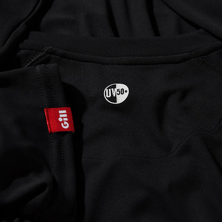 Gill UV011 T-shirt i brug, perfekt til sejlads