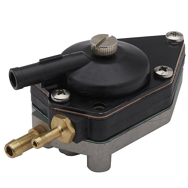 Brændstofpumpen Quicksilver 8M6010287 til OMC Evinrude Johnson i nærbillede