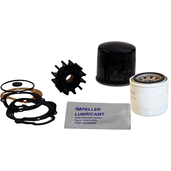 Installationsvejledning til SeaTec Yanmar servicekit, liggende på bord.