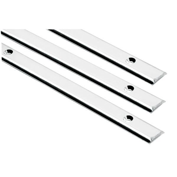 SeaTec fenderliste set i nærbillede, 3 meter lang med 14 x 4 mm dimensioner.