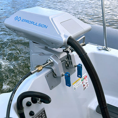 Frontvisning af Epropulsion Navy 6.0 EVO